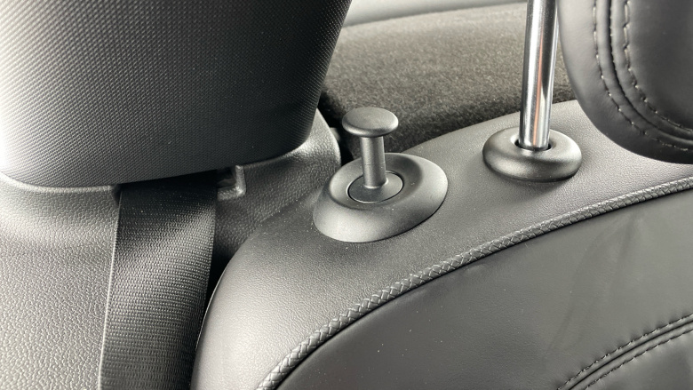 MINI Hatchback 1.5 Cooper Exclusive 5dr Auto Petrol Hatchback